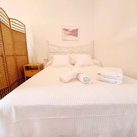 Apartamento Con Patio Sevillano Buitenkant foto