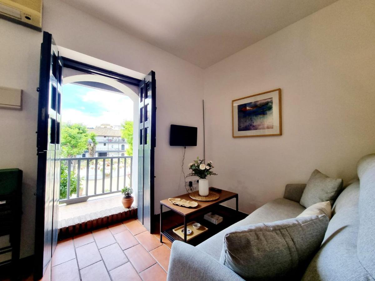 Apartamento Con Patio Sevillano Buitenkant foto