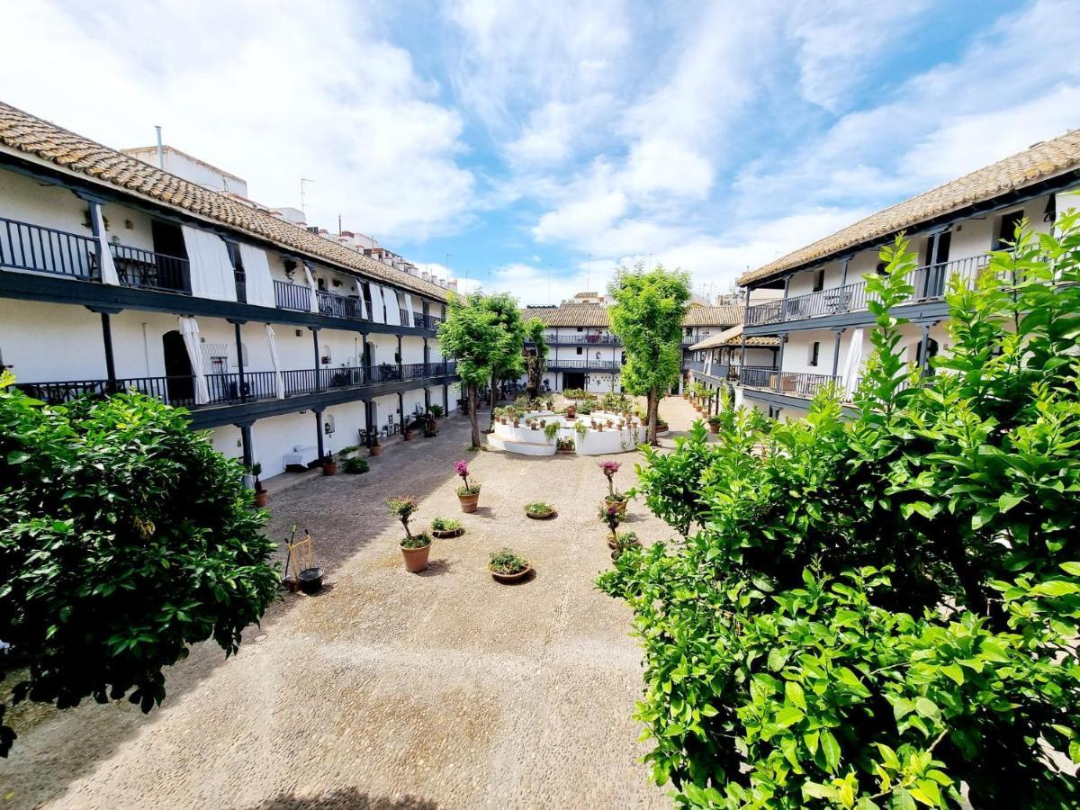 Apartamento Con Patio Sevillano Buitenkant foto