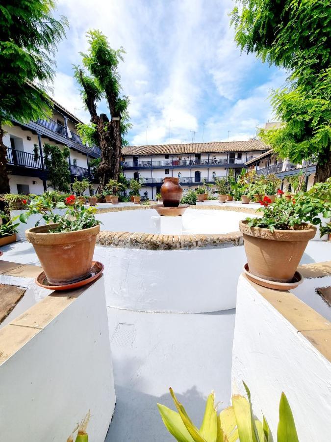 Apartamento Con Patio Sevillano Buitenkant foto